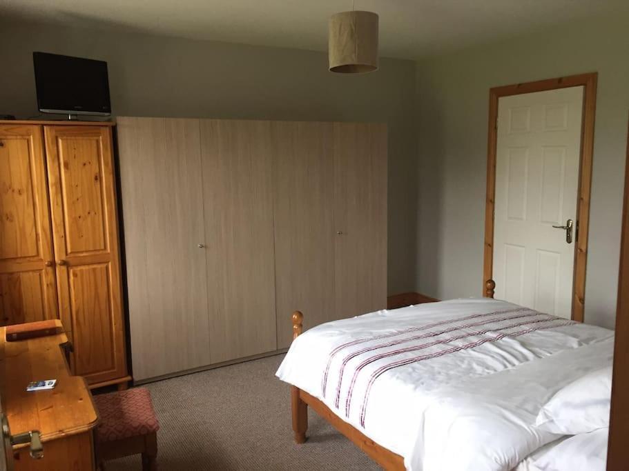 Fermanagh Lakeside Self Catering Corranny Esterno foto